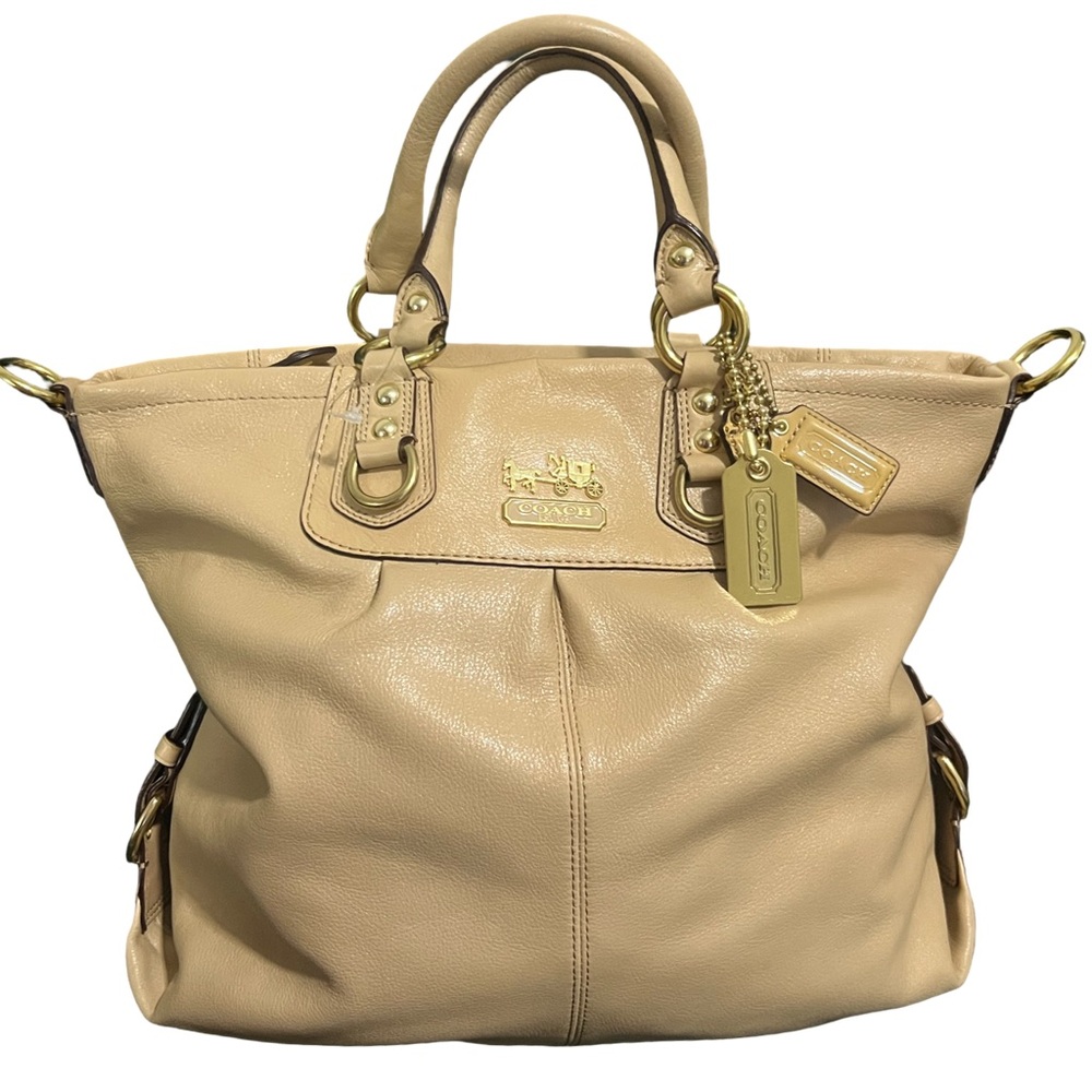 Coach Pebbled Leather Tote Bag – Beige / Tan – Gold Hardware